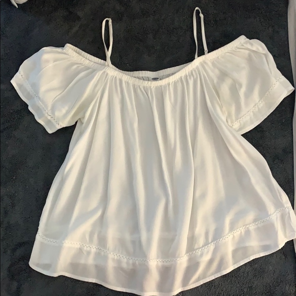 Shoulder off Shirt